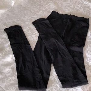 Women’s pantyhose.   New